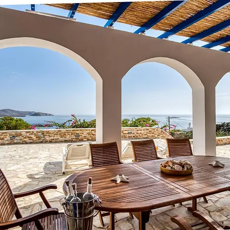 Annita, With Extraordinary View Near The Sea Casa vacanze