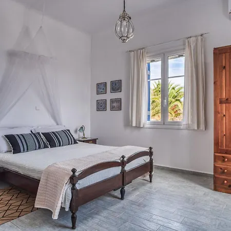 Annita, With Extraordinary View Near The Sea Foinikas